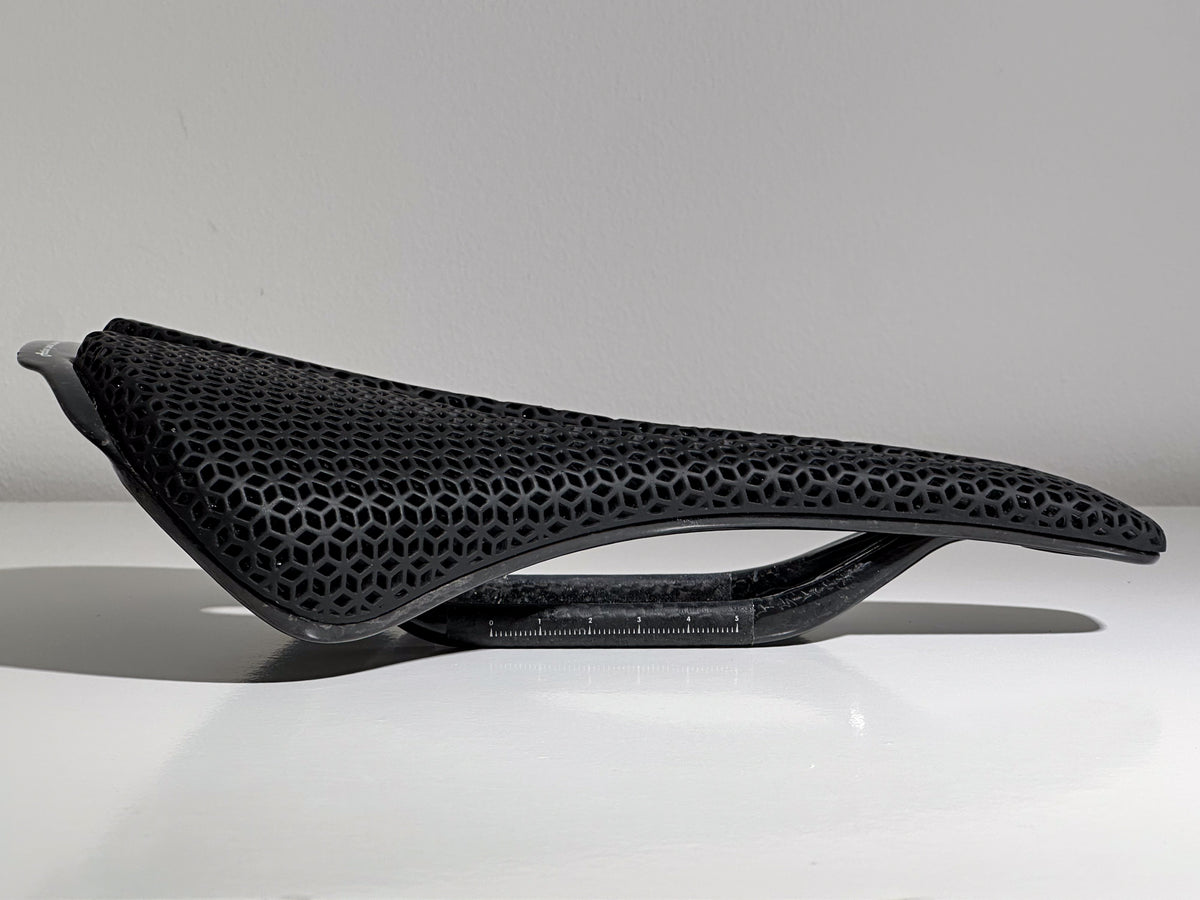 BIGROCK 3D Carbon Saddle